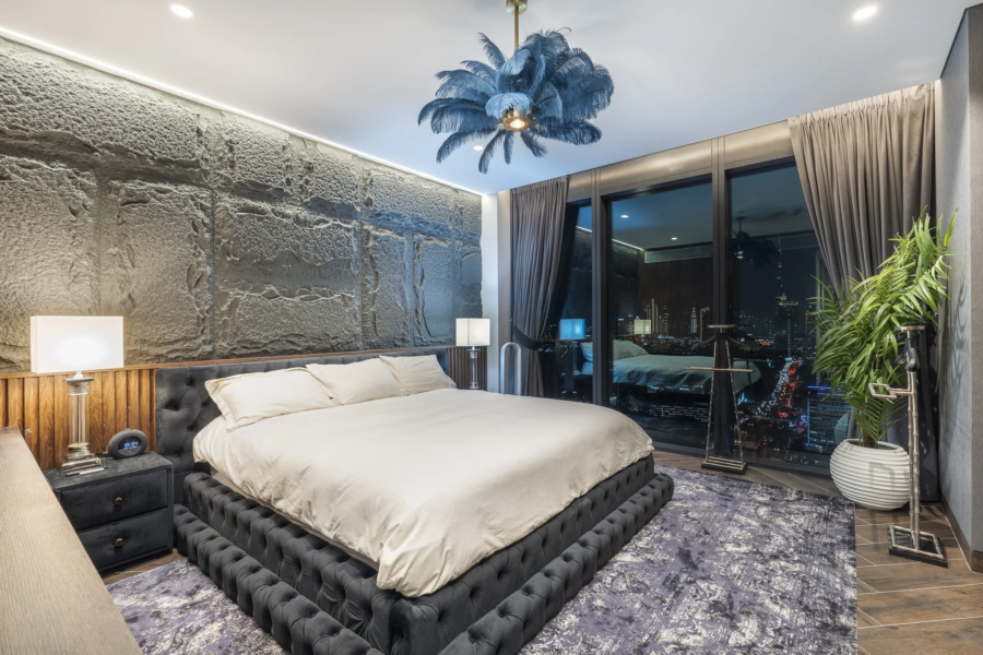 master bedroom at 2br at one zaabeel
