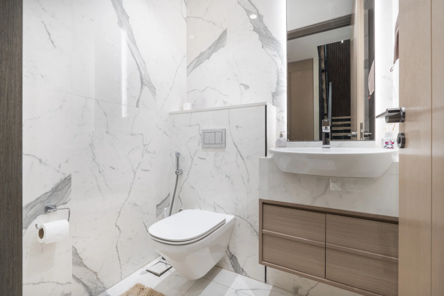 restroom at 2br at one zaabeel